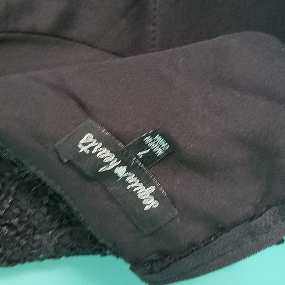 Sequin Hearts Open Back Knit Top - Picture 5 of 7